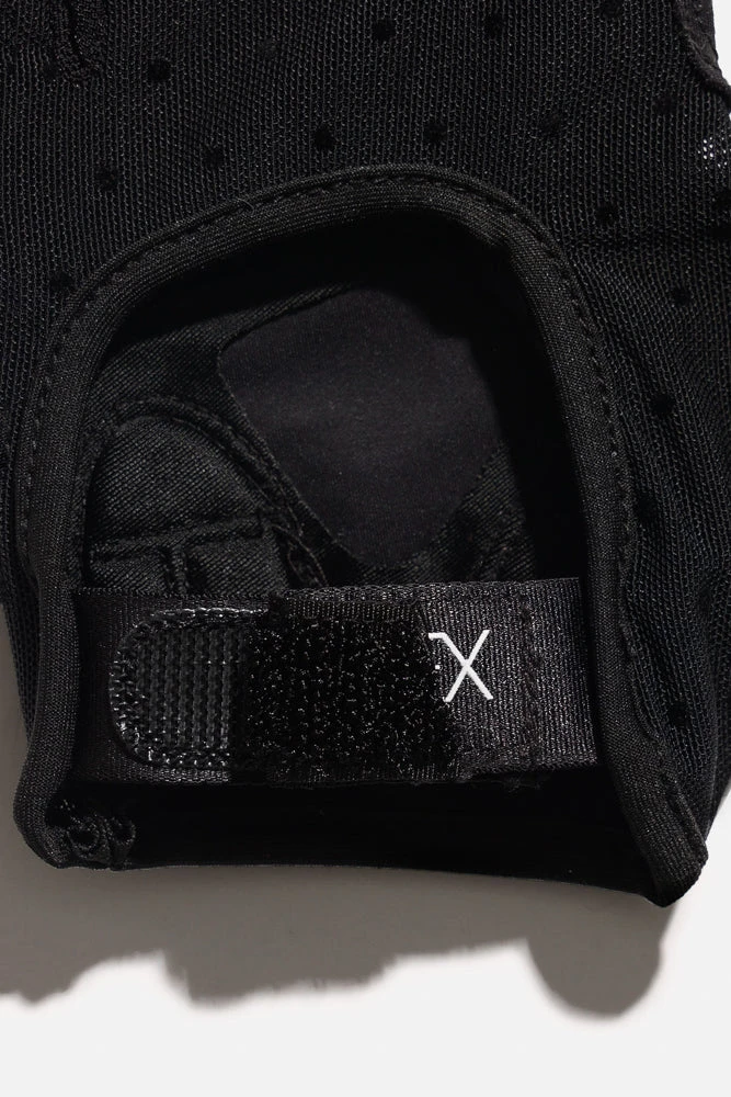 Luxe Mesh Training Gloves - Black Dot - Image 11