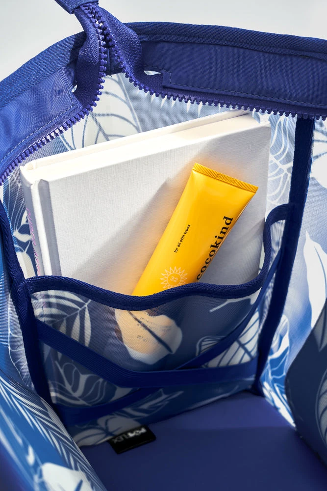 Big Beach Carryall Bag - Blue Palm - Image 8