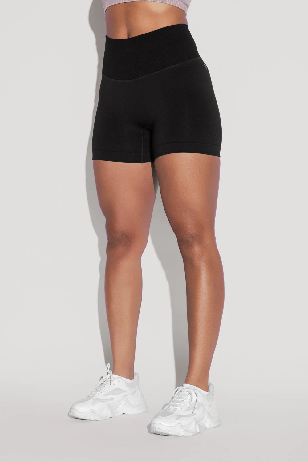 Supersculpt™ Seamless Midi Shorts - Black - Image 3