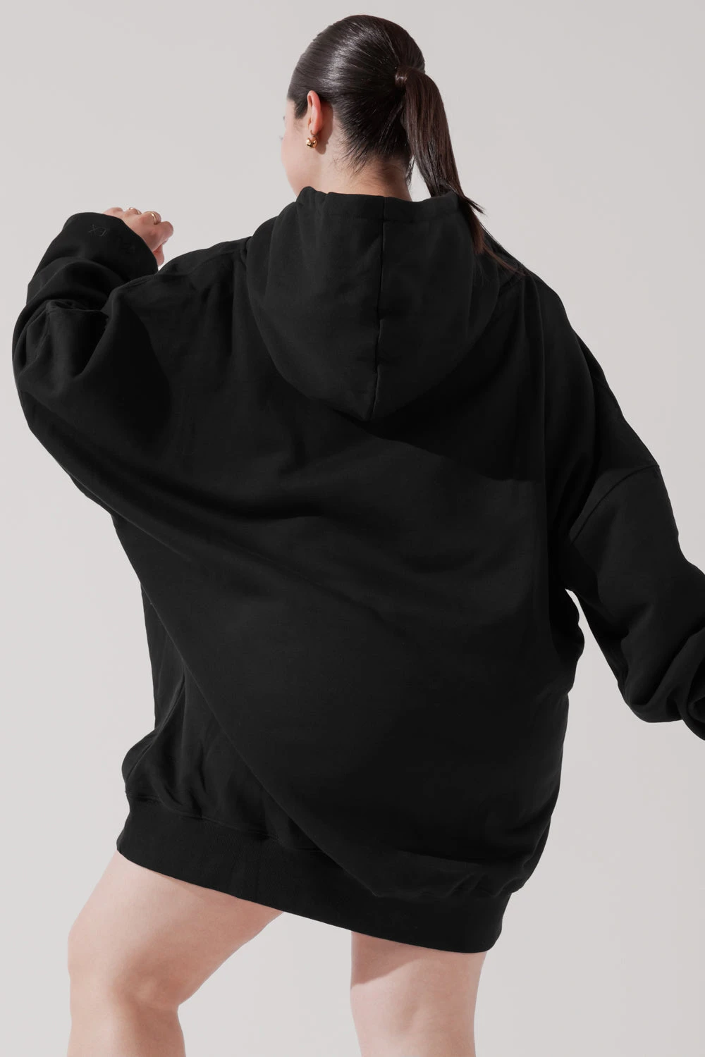 Long Cloud Hoodie - Black - Image 9