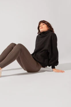 Ooey Gooey Mockneck Sweatshirt With Pockets - Black