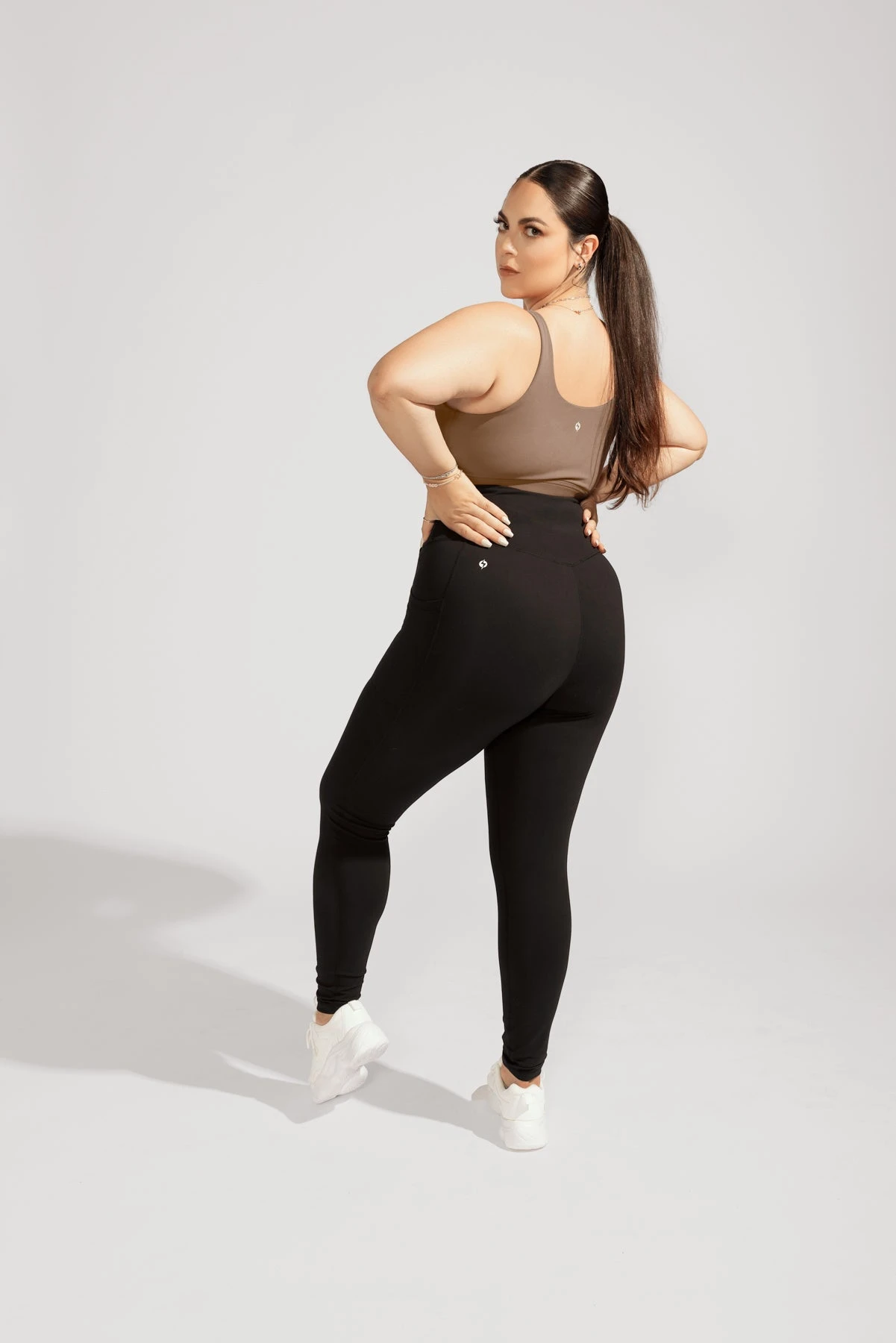 Crisscross Hourglass® Leggings With Pockets - Black - Image 9