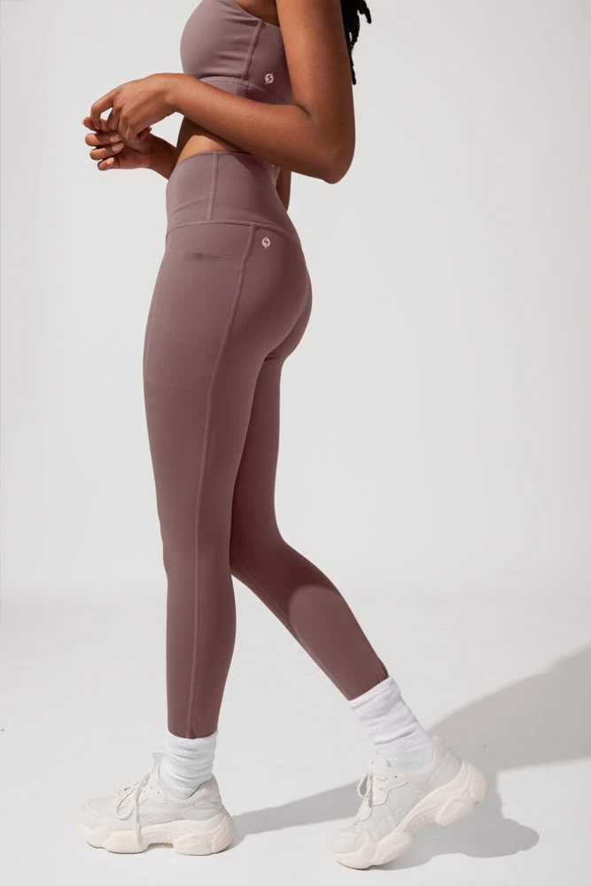 Crisscross Hourglass® Leggings With Pockets (Pet Hair Resistant) - Peppercorn - Image 5