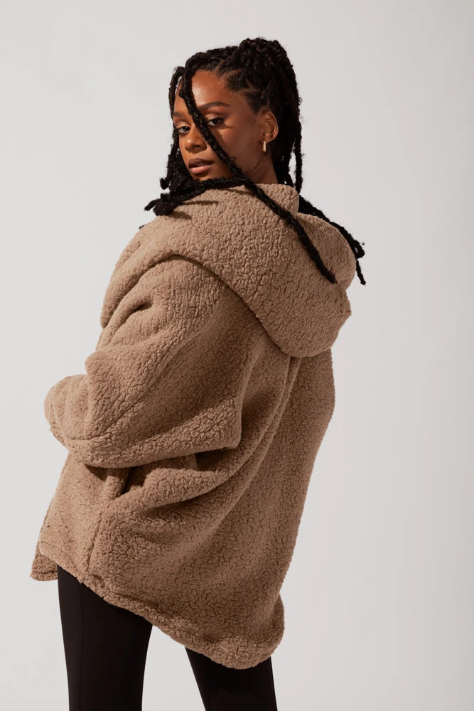 Faux Sherpa Cocoon Coat - Teddy Bear Brown - Image 7