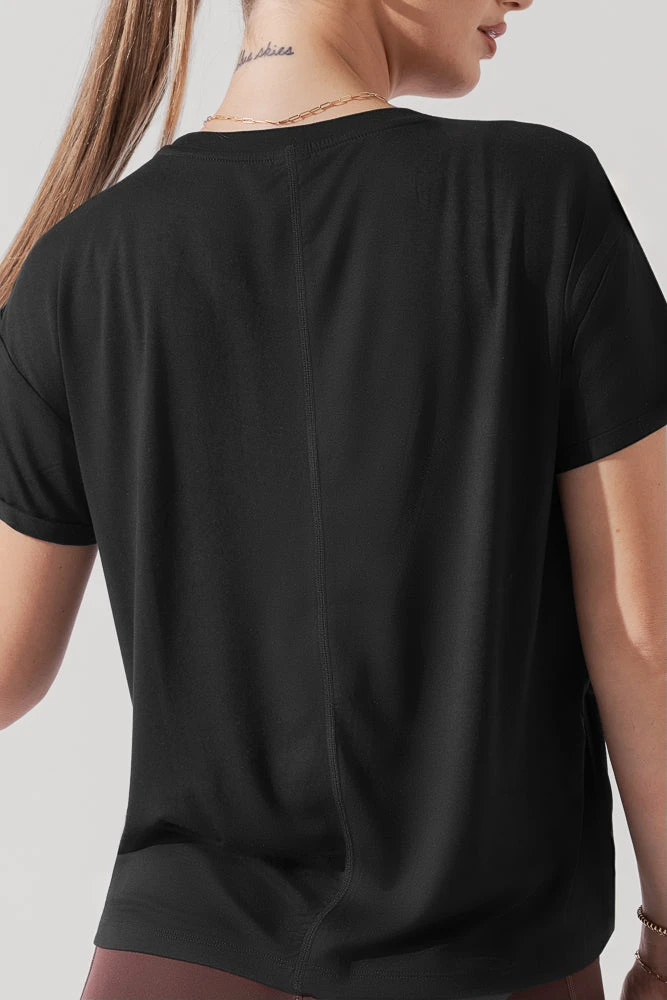 The Perfect Tee - Black - Image 2