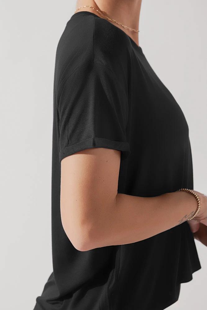 The Perfect Tee - Black - Image 3